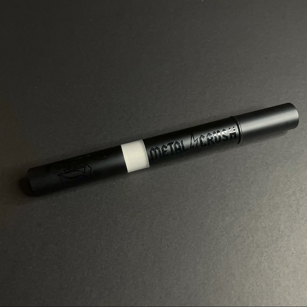 KVD Beauty Kat Von D Metal Crush Liquid Highlighter "Gold Skool" | Cream Makeup